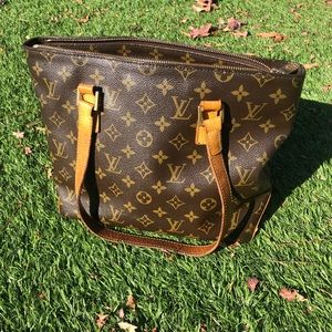 AUTHENTIC Louis Vuitton purse used